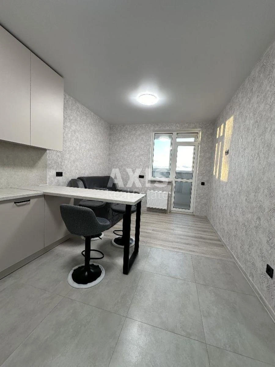 1k apartment pr-t Povitryanykh Syl 56440181