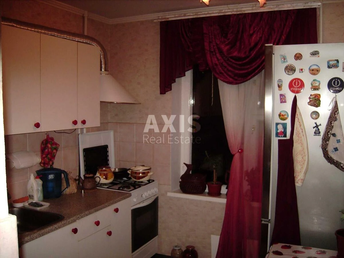 1k apartment vul. Chervona kalyna 4Г63628