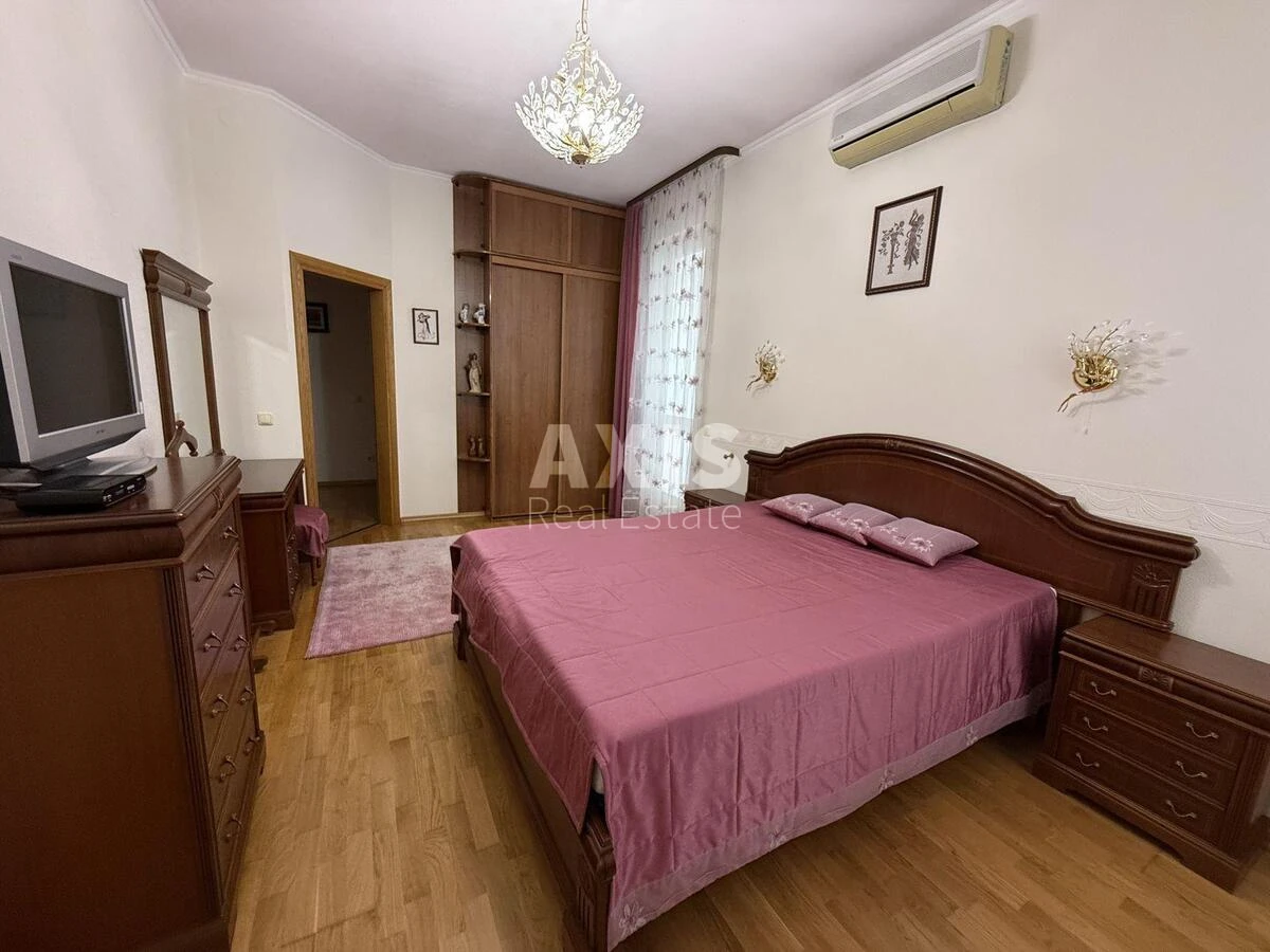 3k apartment vul. Tvers'ka 4572132