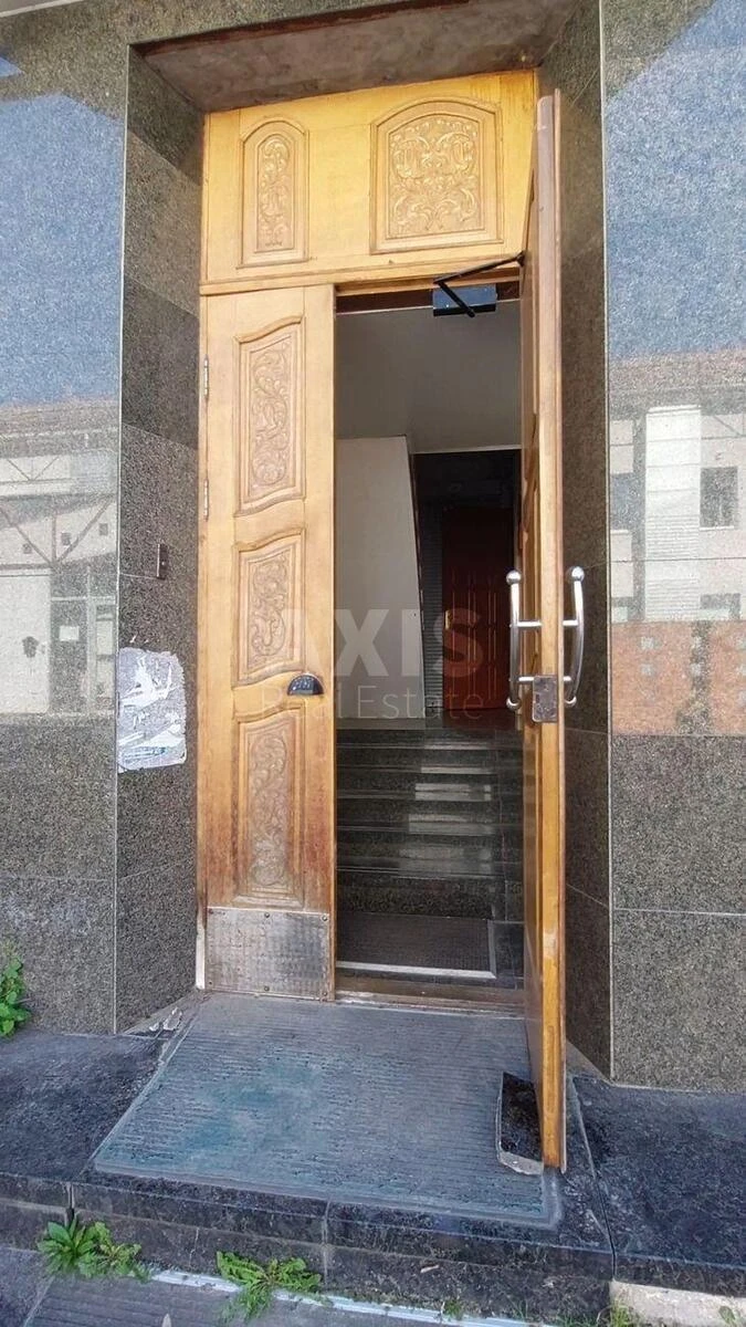 Офис ул. Дончука Василия 3, 66м26569516