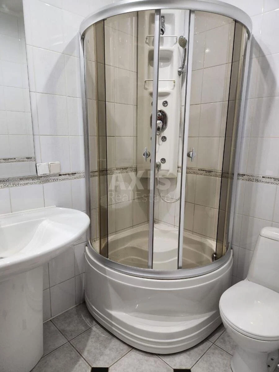 4к квартира пр-т Голосеевский 68709737