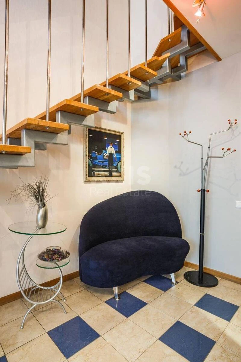 3k apartment vul. Bogatyrs'ka 18А6677015