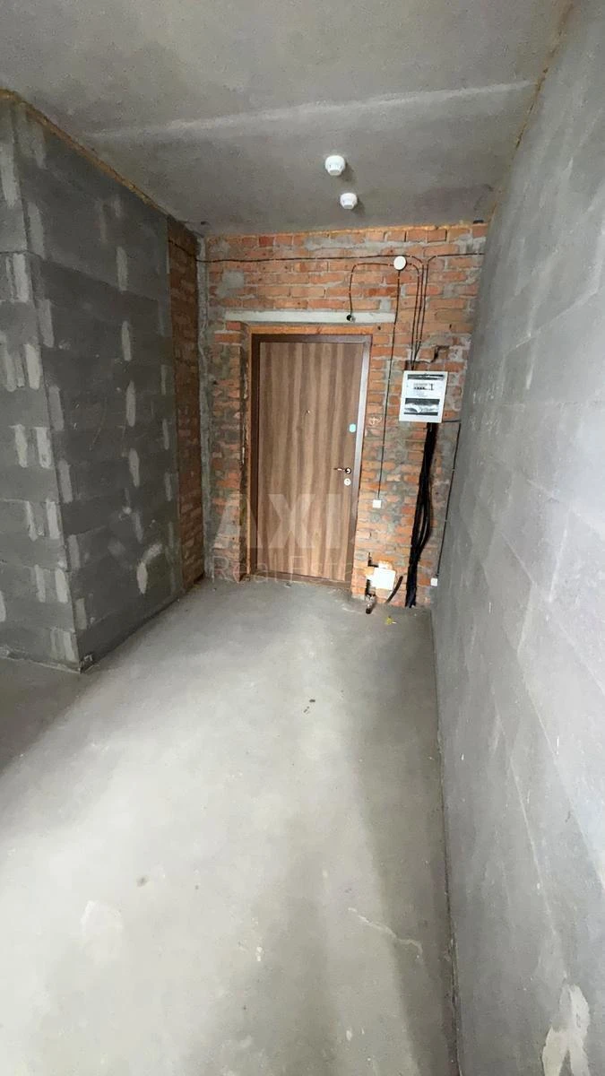 3к квартира ул. Александра Олеся 8/17664106