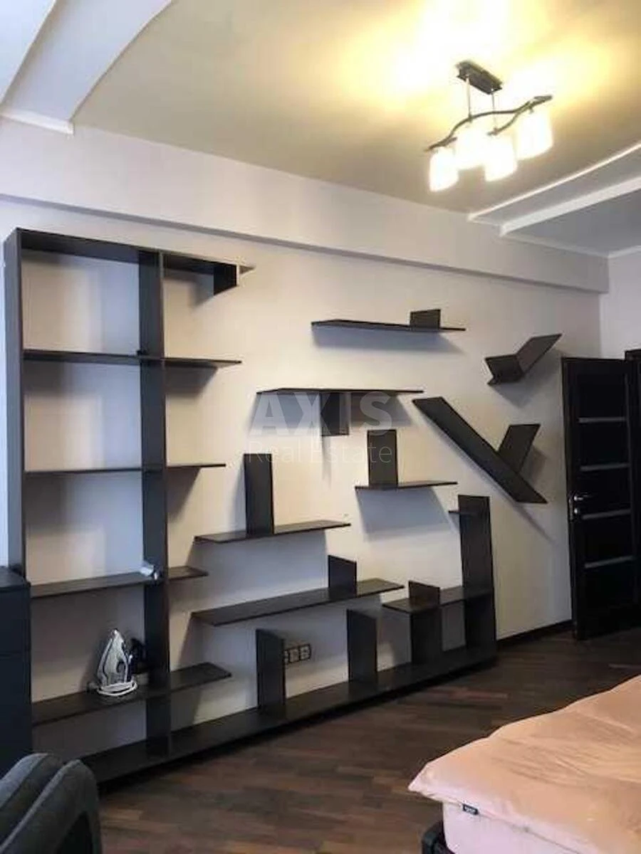 2к квартира ул. Мокрая 166976211