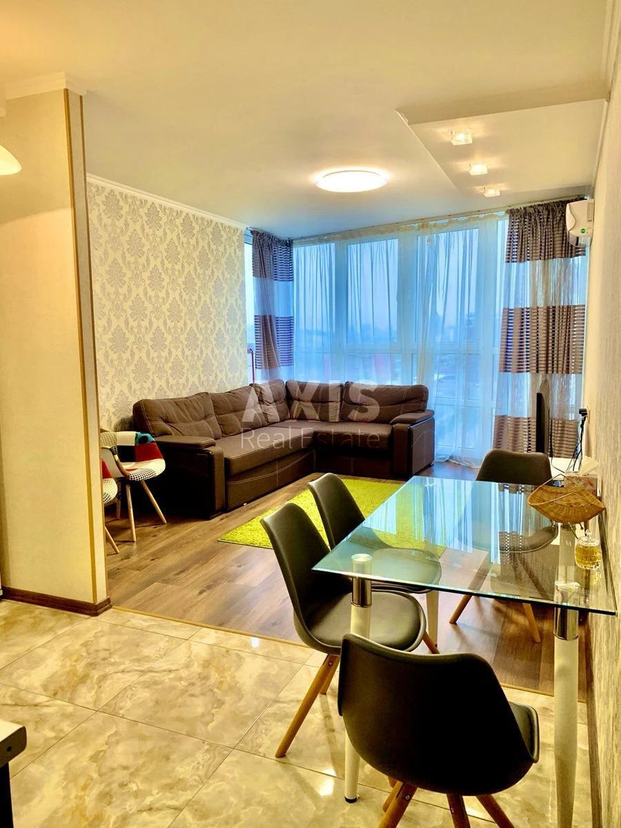 3k apartment vul. Malevycha Kazymyra 89652840