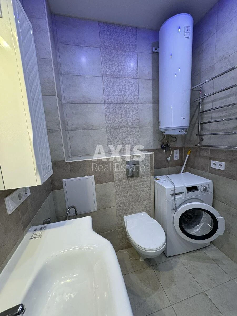1k apartment vul. Feodosijs'ka two litres570862