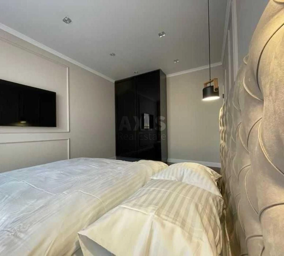 3k apartment nab. Dniprovs'ka 18647055