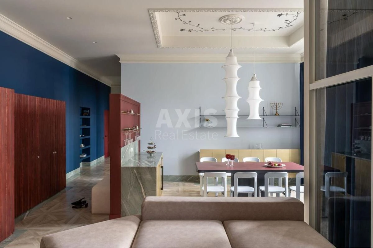 Office vul. Rustaveli Shota 15Б, 135m27101510