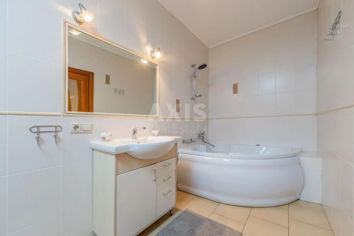 House prov. Malokytai'vs'kyj, 716m2, Kyiv city525256