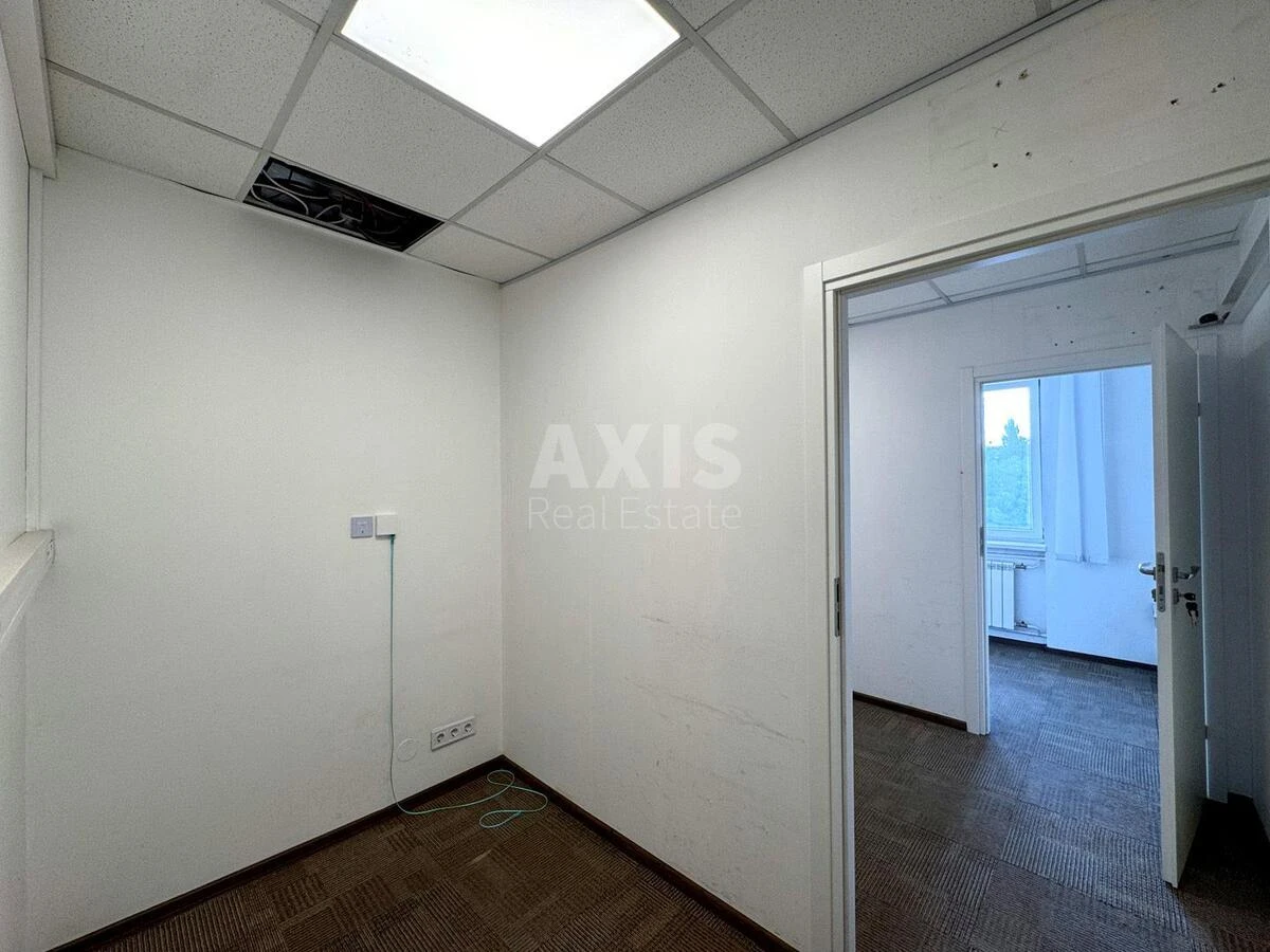 Office vul. Geroi'v Kosmosu 4, 79m267807