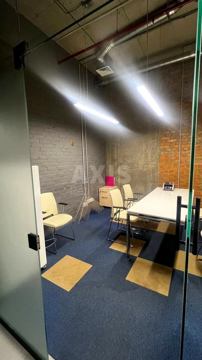 Office pr-t Stepana Bandery 28А, 221m2678813