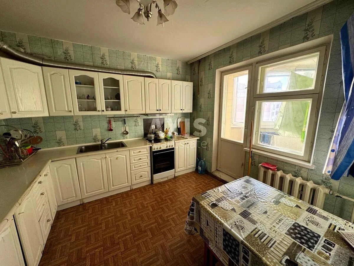 4k apartment vul. Vyshnjakivs'ka Seven A66405