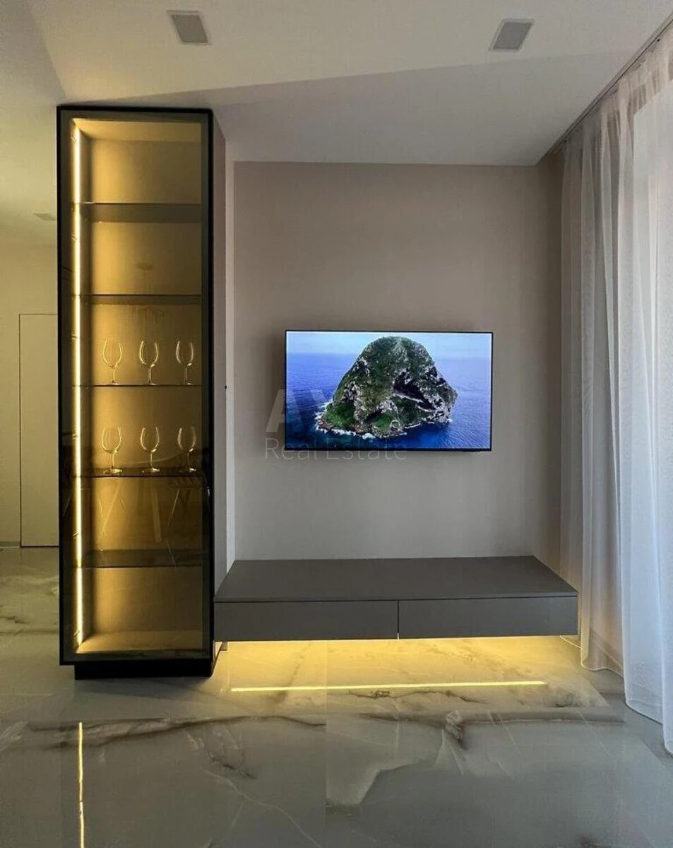 1к квартира ул. Братьев Шеметов 8695747