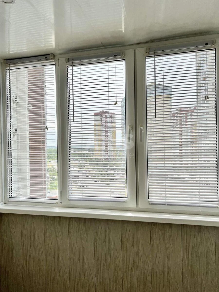 1k apartment vul. Rusovoi' Sofii' 648367