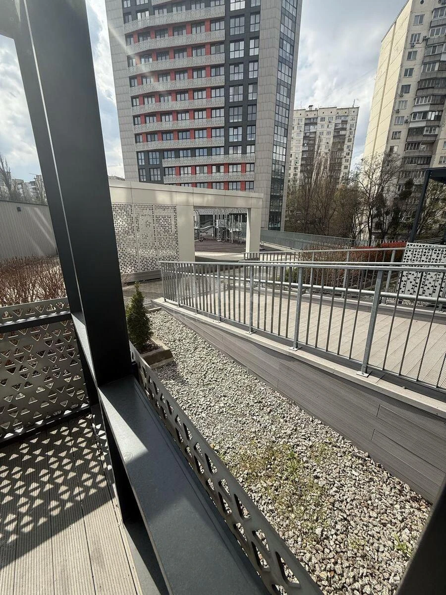 4k apartment vul. Lypkivs'kogo Vasylja Mytropolyta 16А7123713