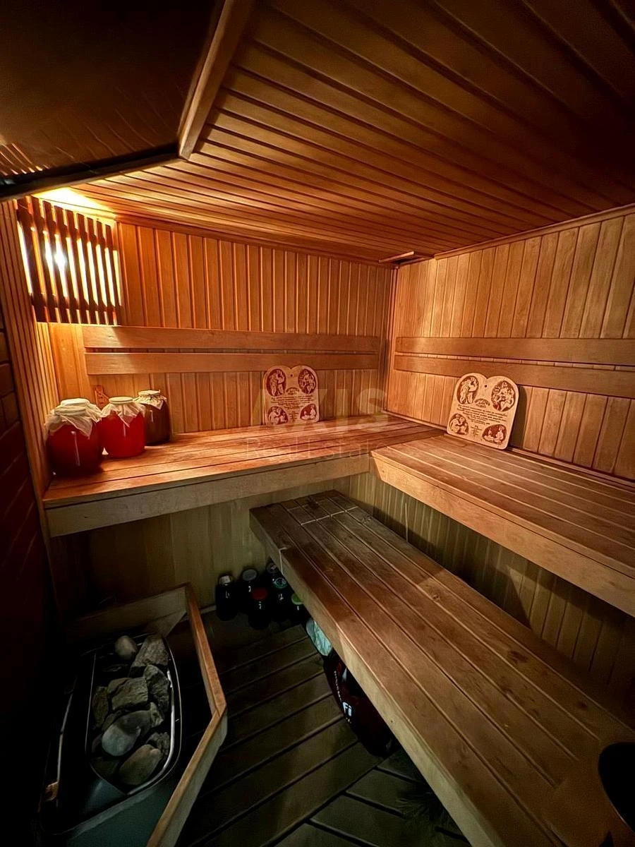 Дoм ул. Богатырская, 200м2, город Киев6551814