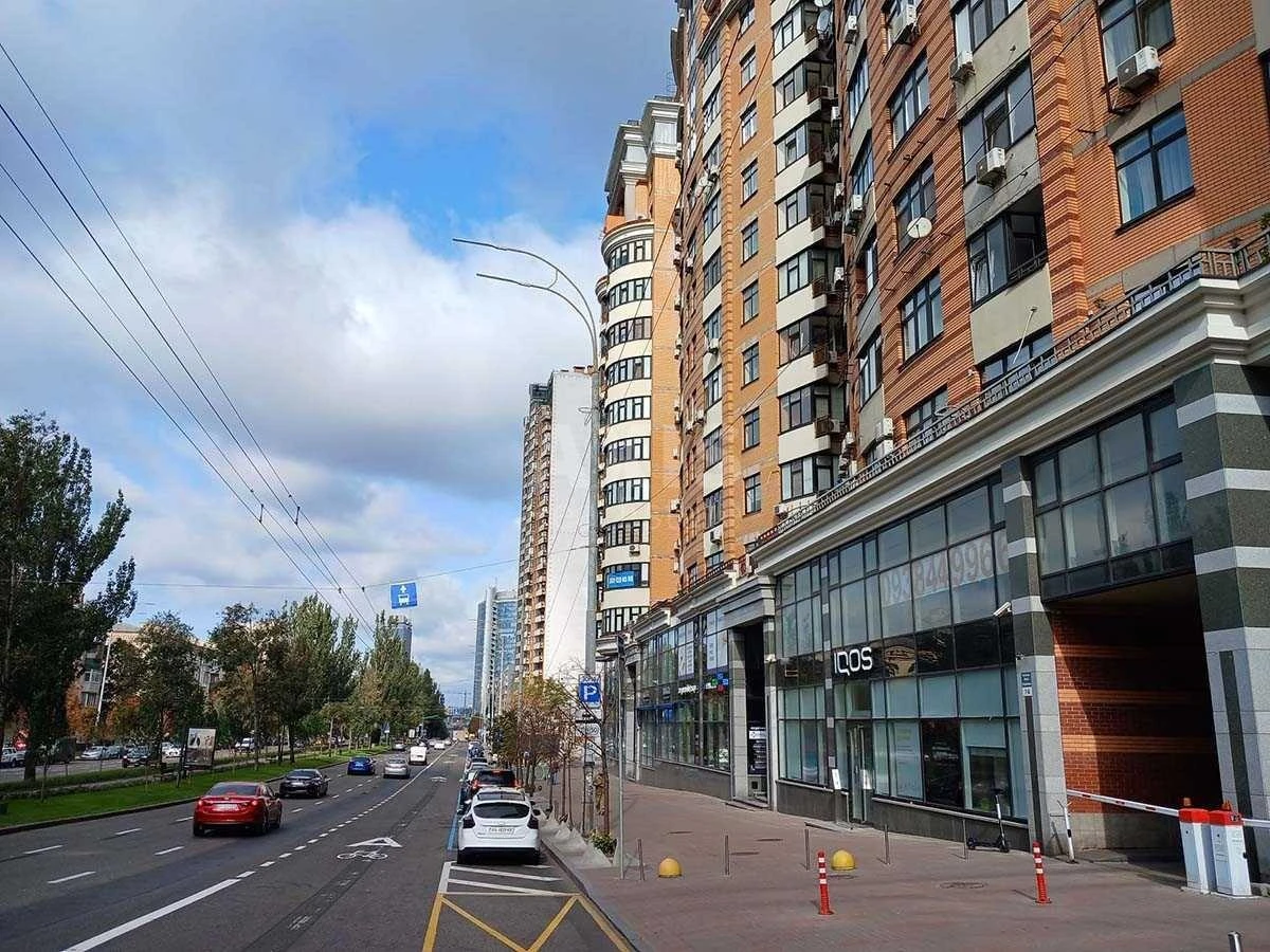 Офис бул. Леси Украинки 7Б, 155м27170213