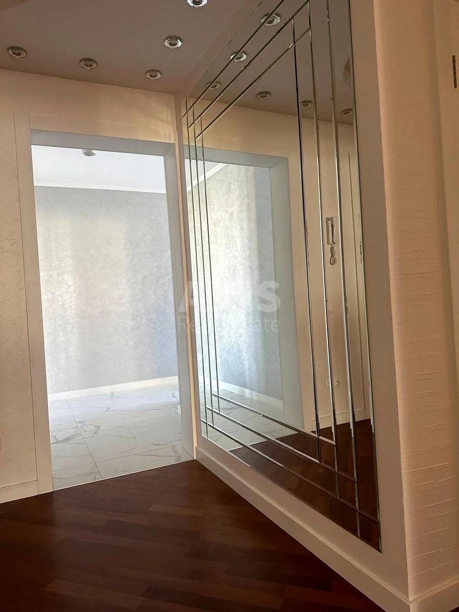 3k apartment bul. Darnyc'kyj 10669005