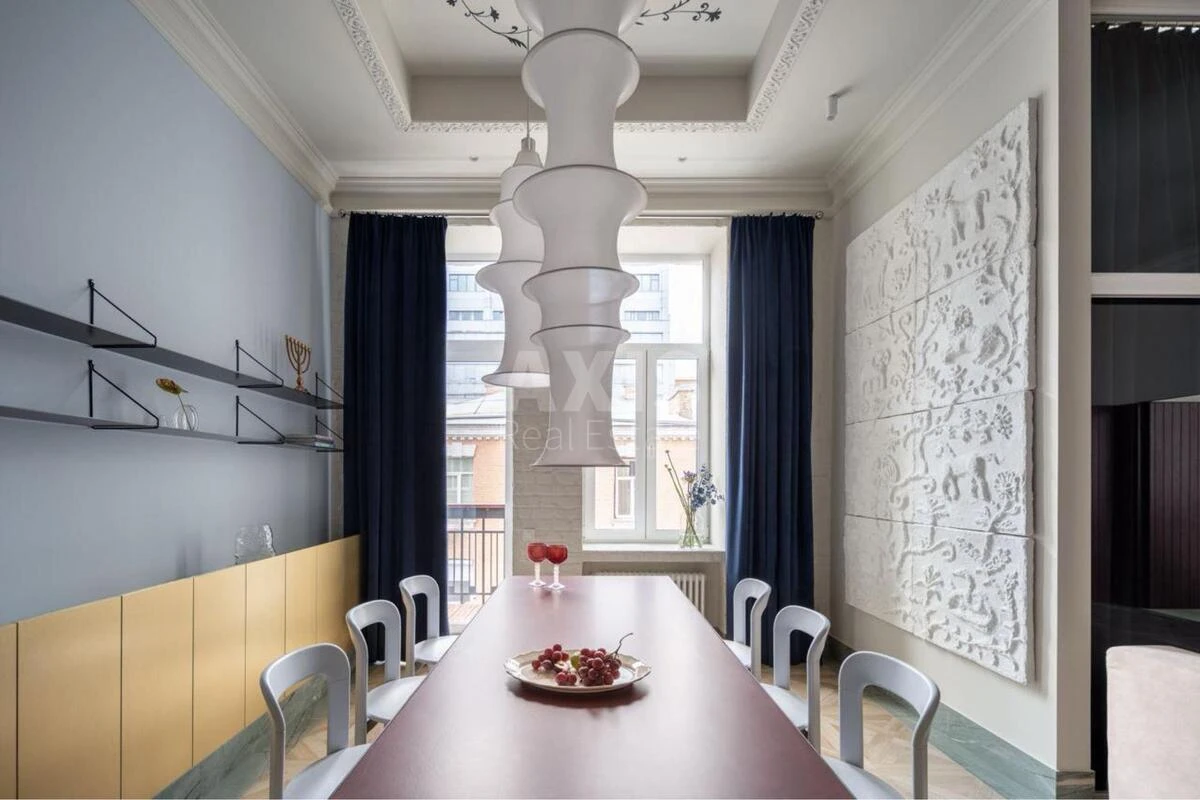 Office vul. Rustaveli Shota 15Б, 135m27101511