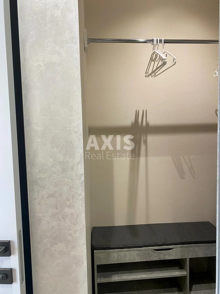 1k apartment pr-t Berestejskij 426691011