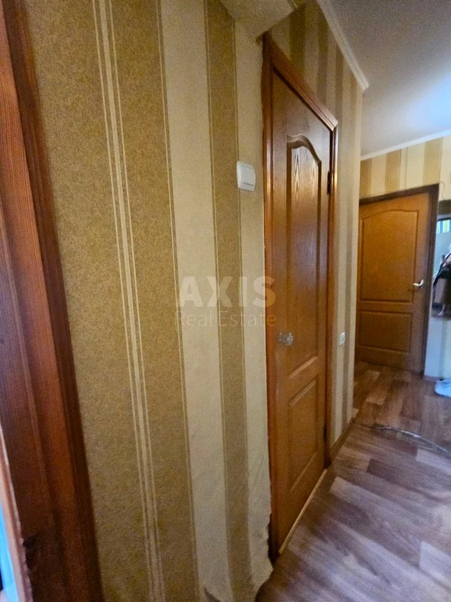 1k apartment vul. Bakyns'ka 37А677104