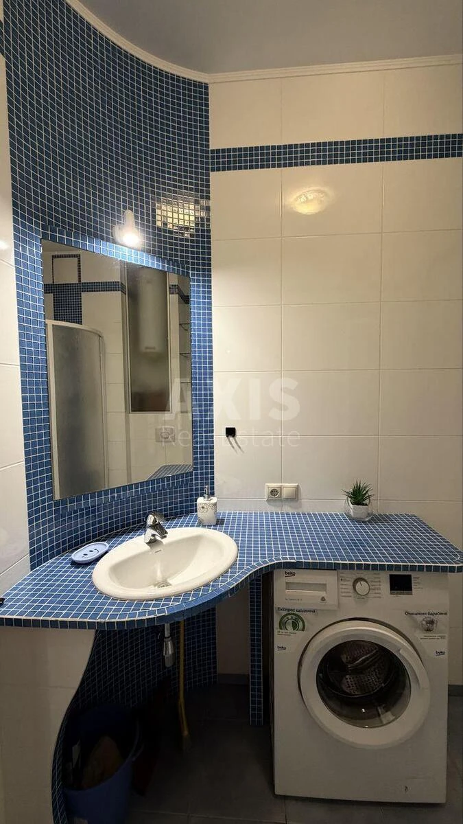 3к квартира ул. Евгения Коновальца 32Б707477