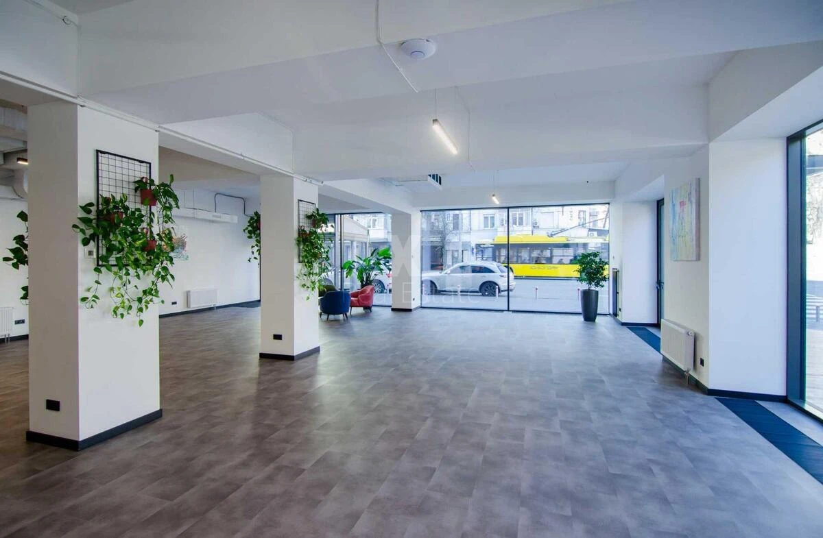 Объект торговли ул. Саксаганского 53/80, 204м26445010