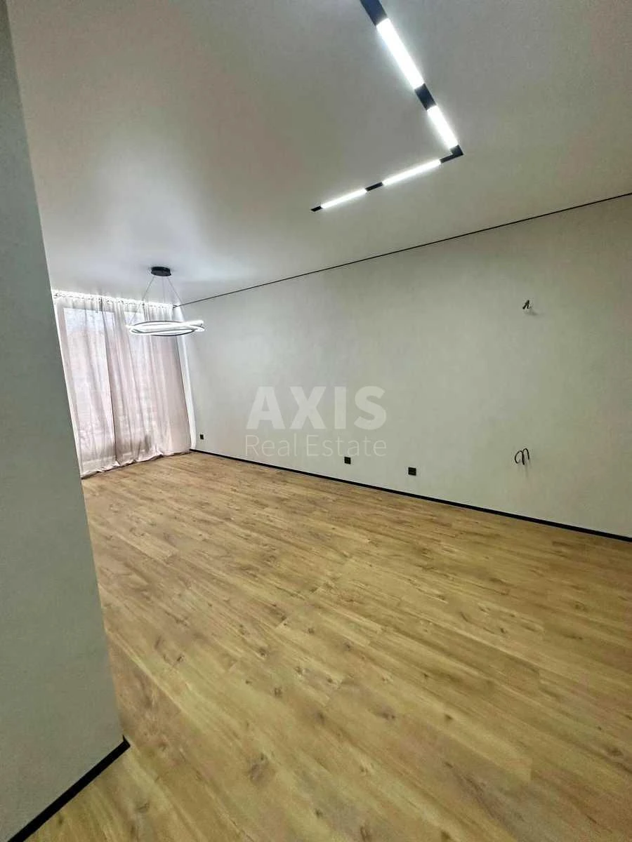 Office nab. Dniprovs'ka 18А, 65m2708600