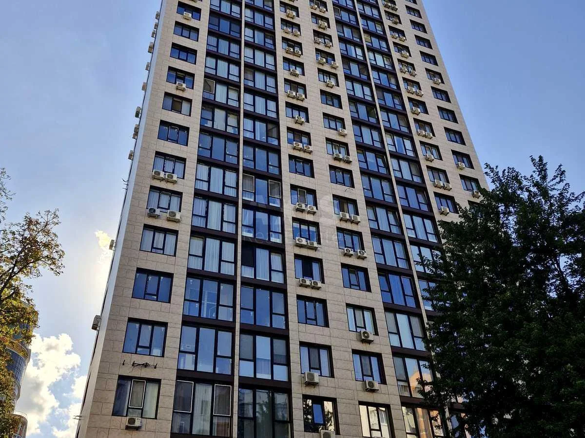 2k apartment vul. Vasylya Tyutyunnyka 28А