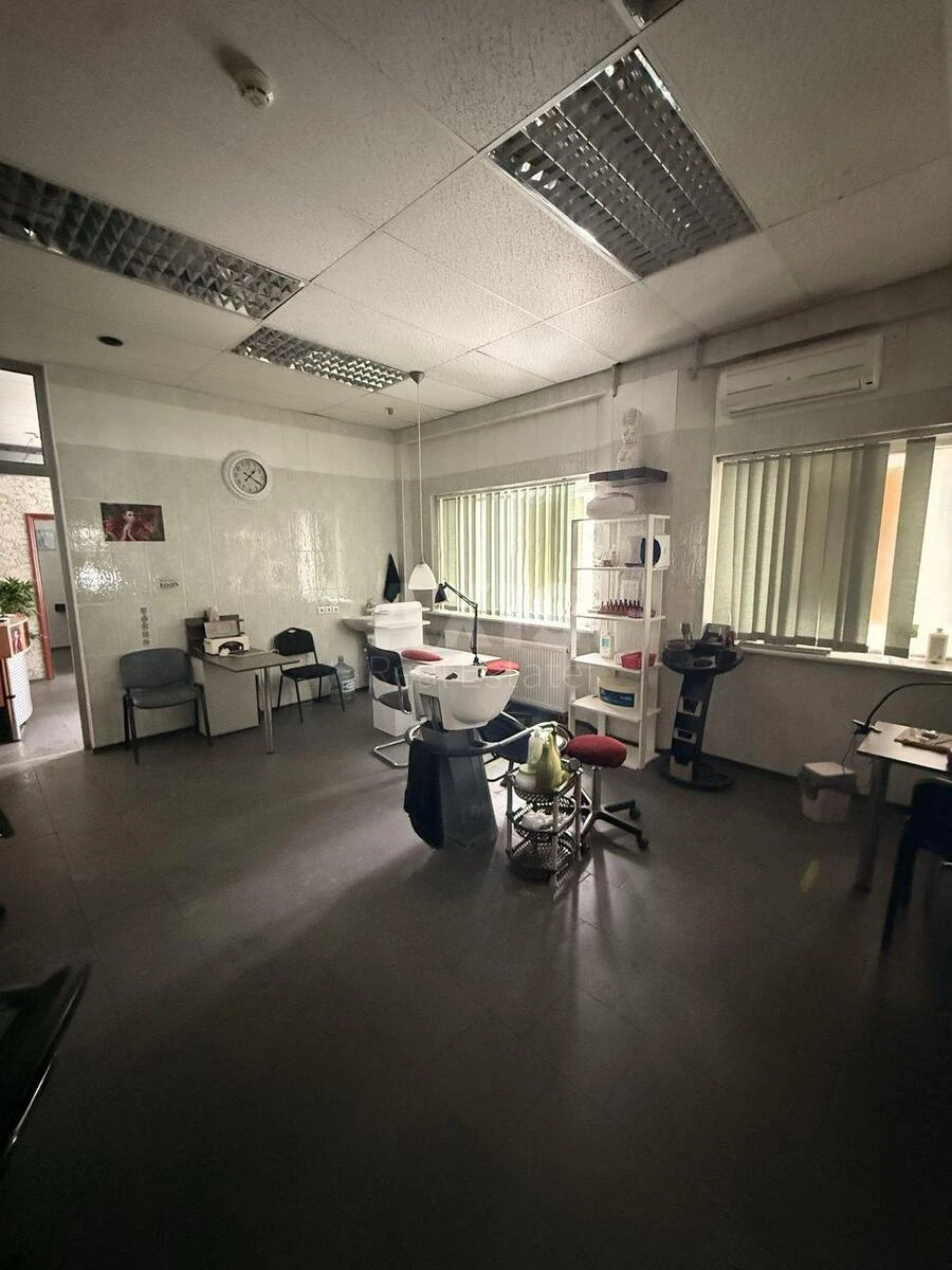 Объект торговли ул. Микитенко Ивана 11, 120м2667360