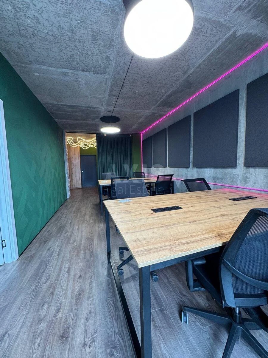 Office vul. Mykhayla Boychuka 41Б, 100m2698222
