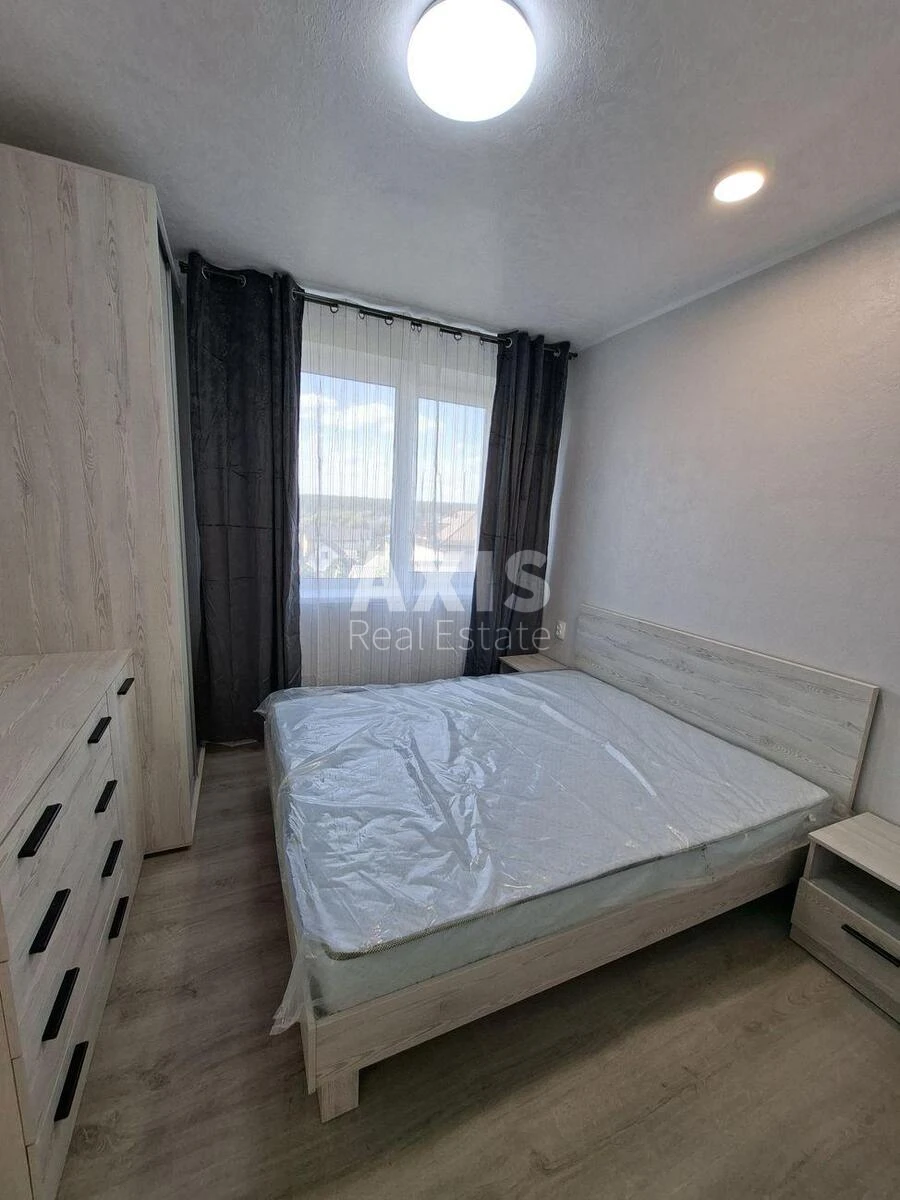 3к квартира ул. Телиги Елены 15615882