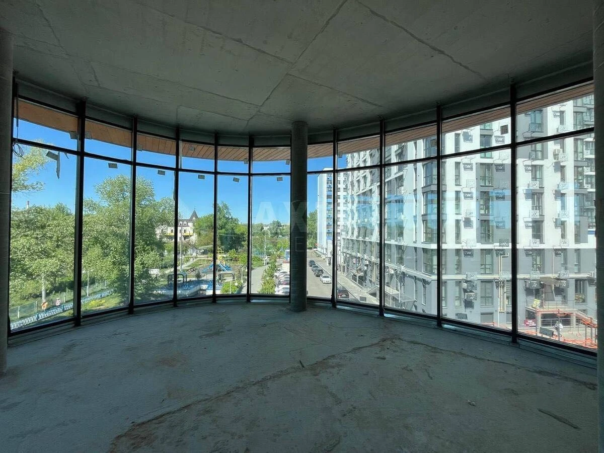 Объект сервиса ул. Олимпия Галика 75, 350м26478315