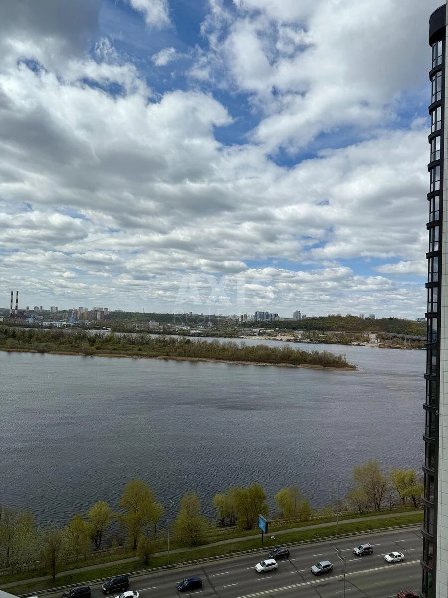 1k apartment nab. Dniprovs'ka 15711026