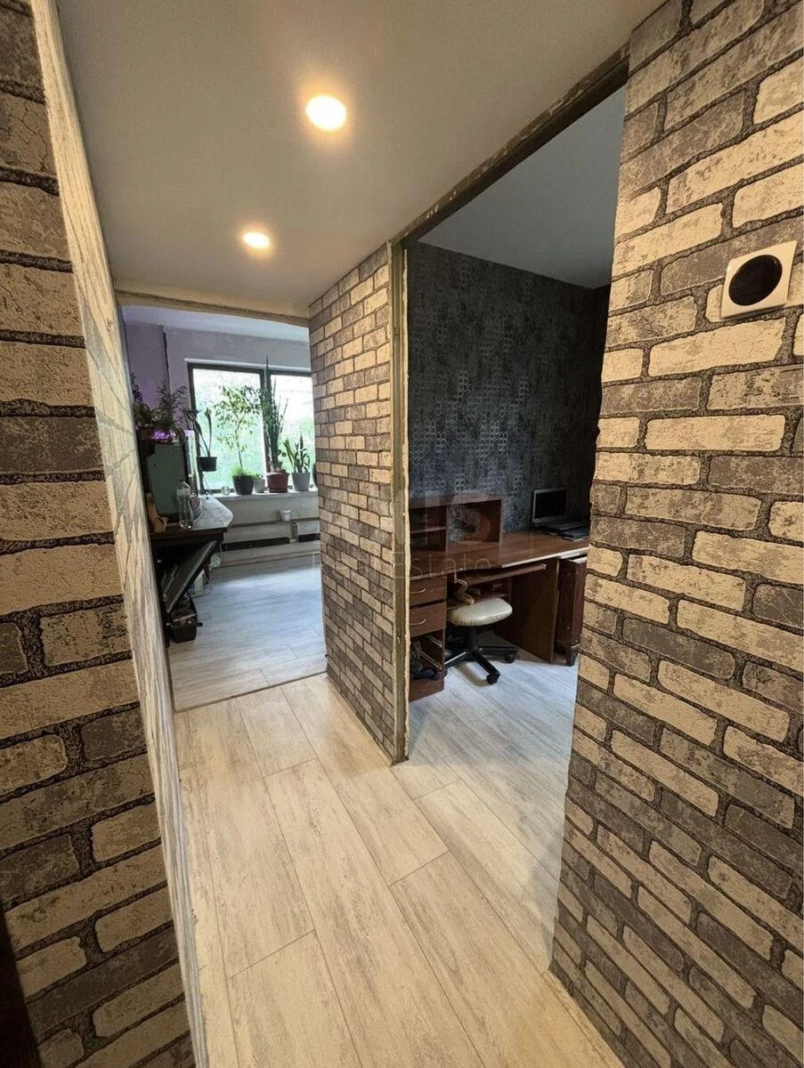 3k apartment vul. Korol'ova Akademika 12Г682515