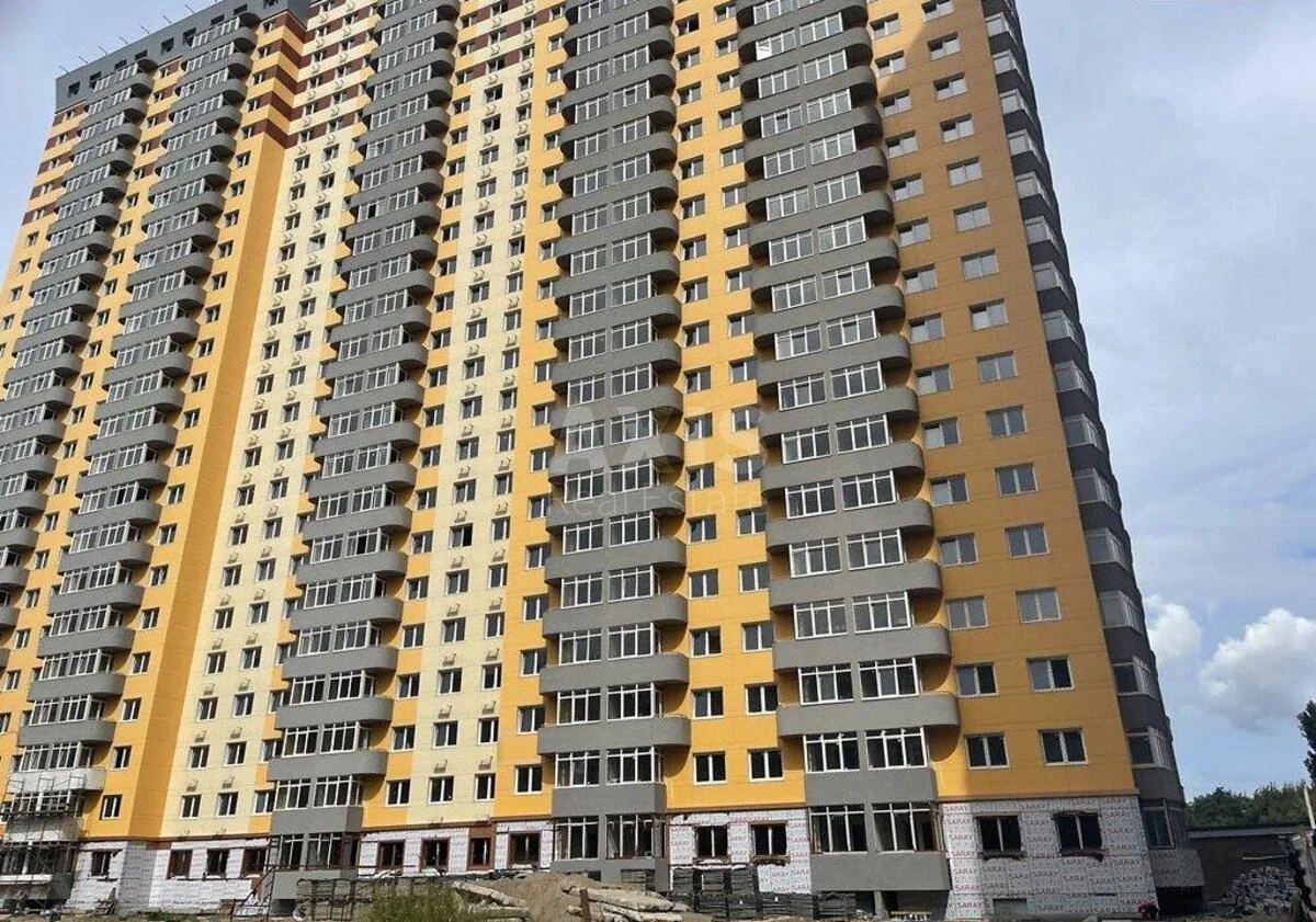 2к квартира ул. Кондратюка Юрия 1
