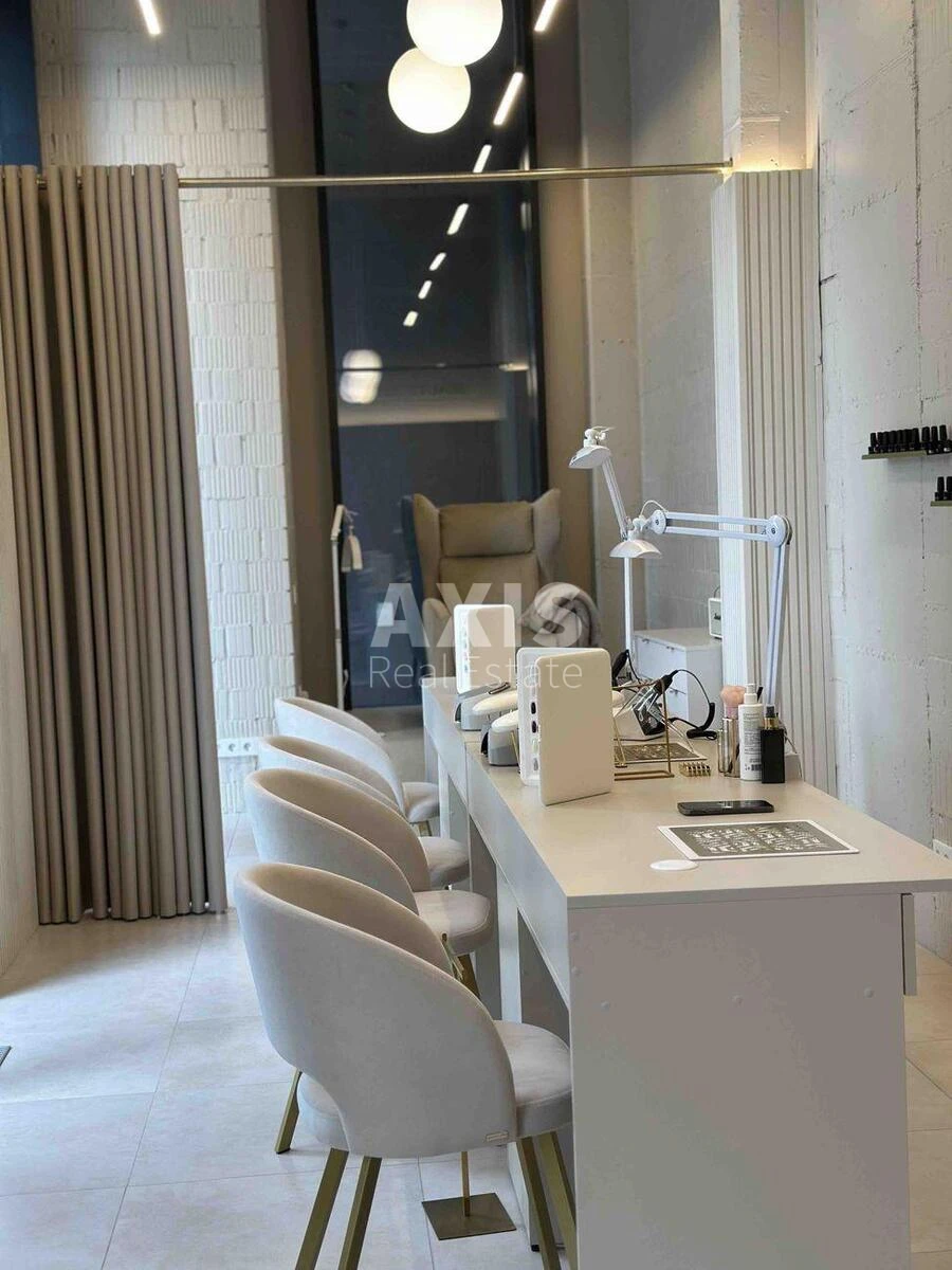 Объект торговли ул. Гарета Джонса 12, 40м2669615