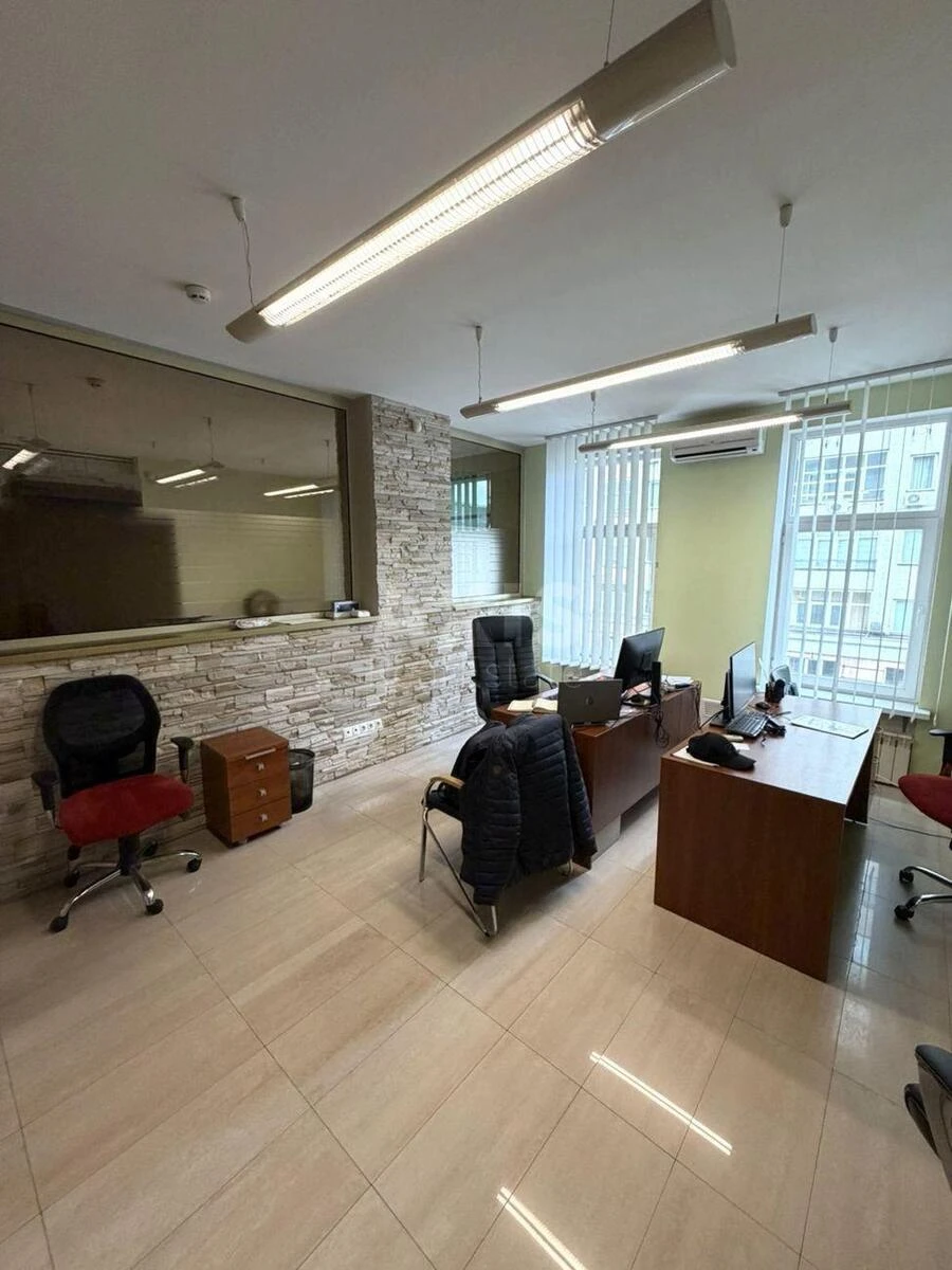 Office vul. Saksagans'kogo 119, 142m2716769