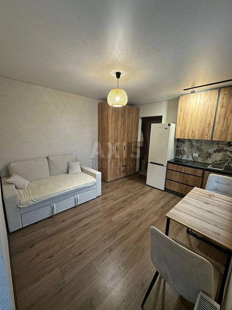 1к квартира ул. Михаила Максимовича 24627570