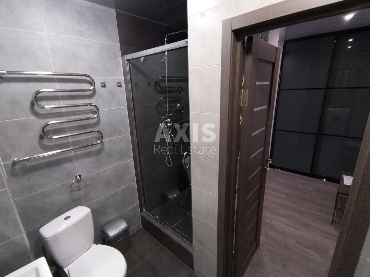 1k apartment pl. Obolons'ka 1557154