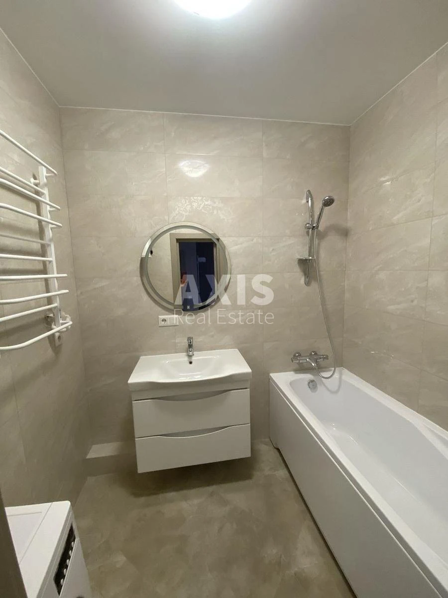 2к квартира пр-т Бандеры Степана 32336341