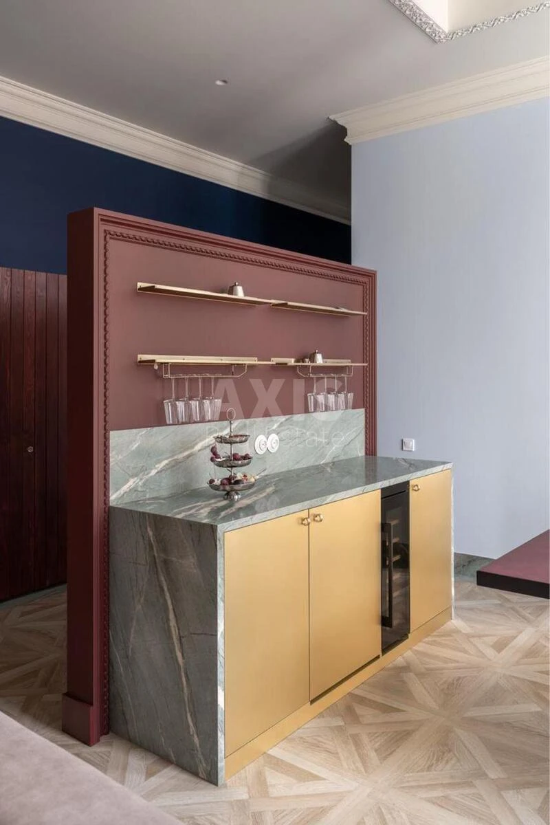 Office vul. Rustaveli Shota 15Б, 135m27101513