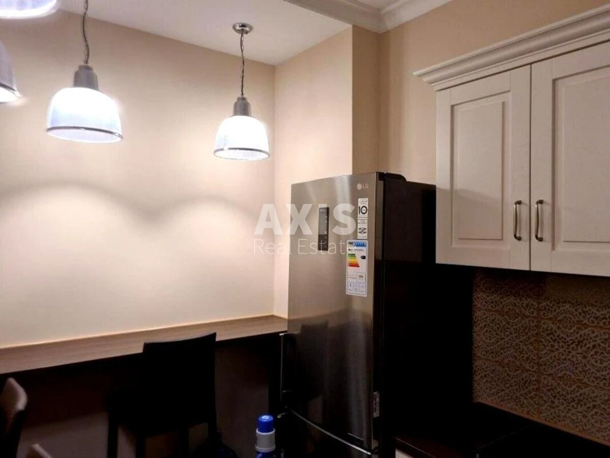 4k apartment vul. Antonovycha 131655241