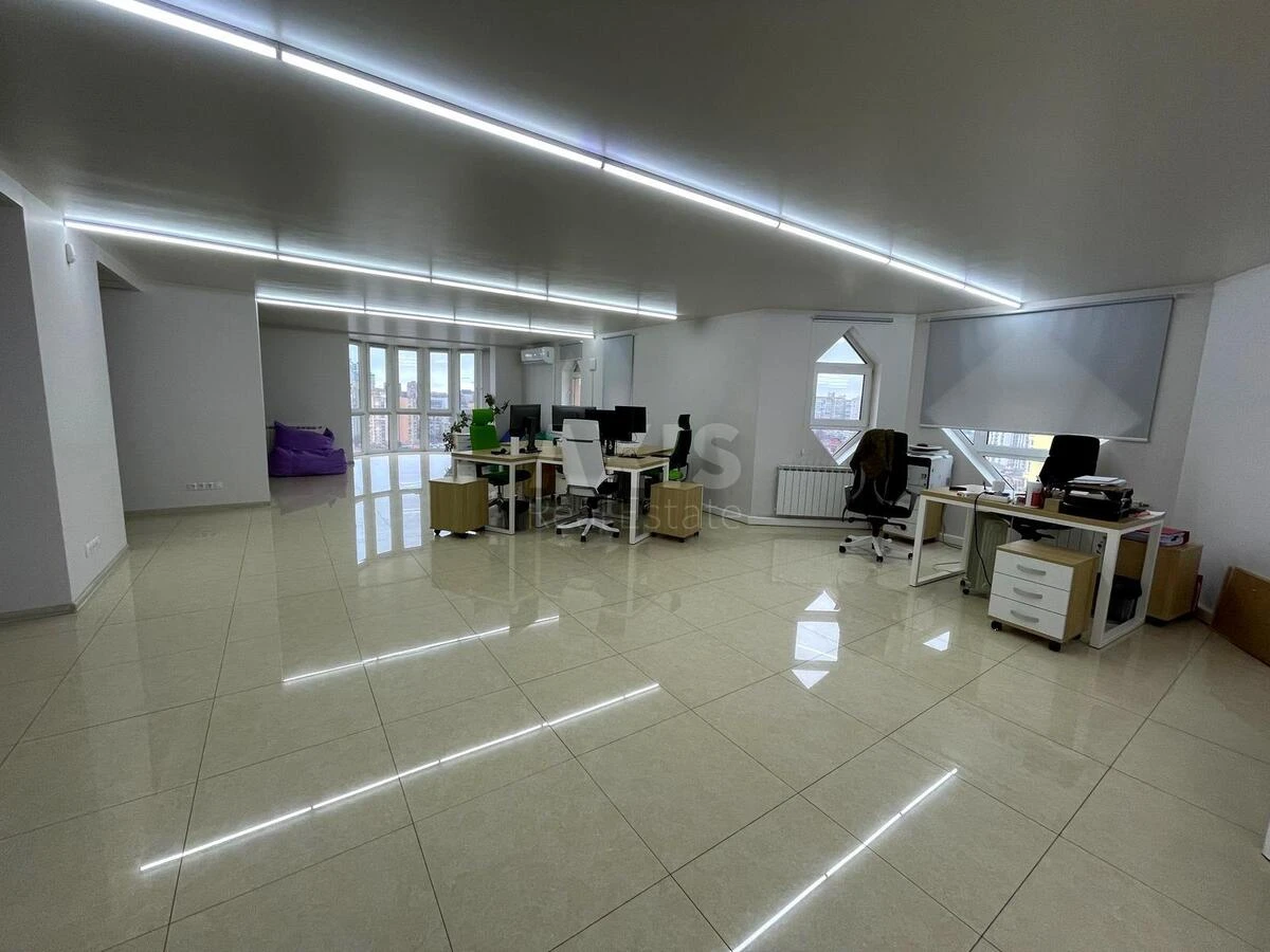Офис ул. Коперника 11, 350м2679004