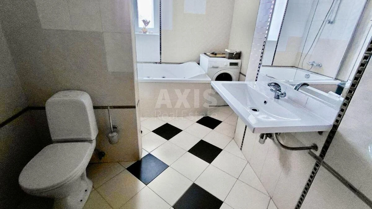 3к квартира ул. Богатырская 18А6677019