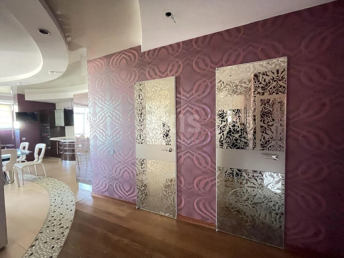 3k apartment vul. Ushakova Mykoly 1А476271