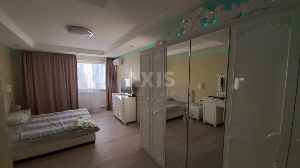 2k apartment vul. Myhajla Maksymovycha 3Г648286