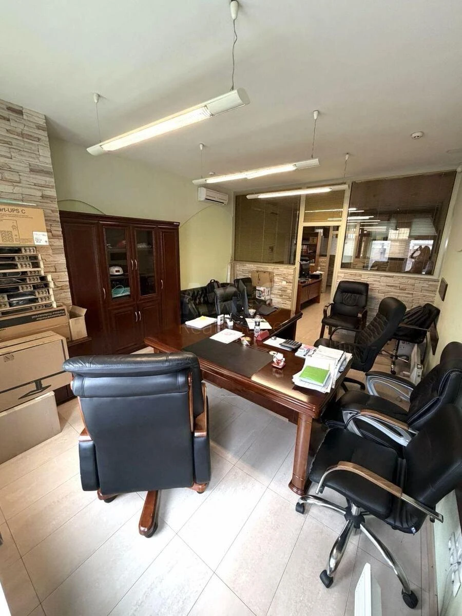 Office vul. Saksagans'kogo 119, 142m27167610