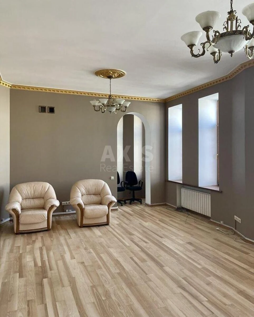 Office vul. Rustaveli Shota 23, 160m2652223
