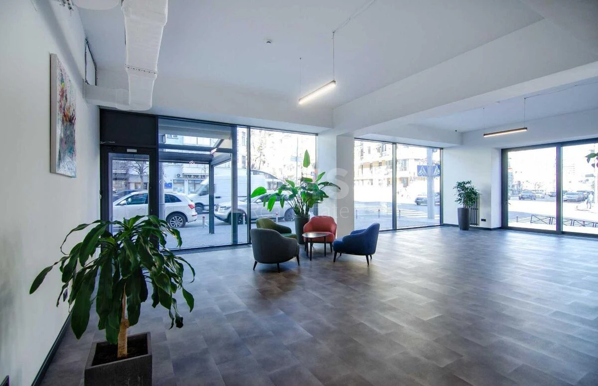 Office vul. Saksagans'kogo 53/80, 560m2700336